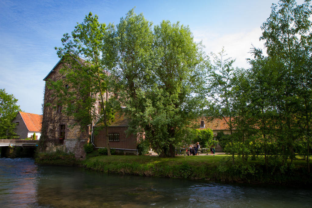Le Moulin De Tigny Bed & Breakfast Bagian luar foto